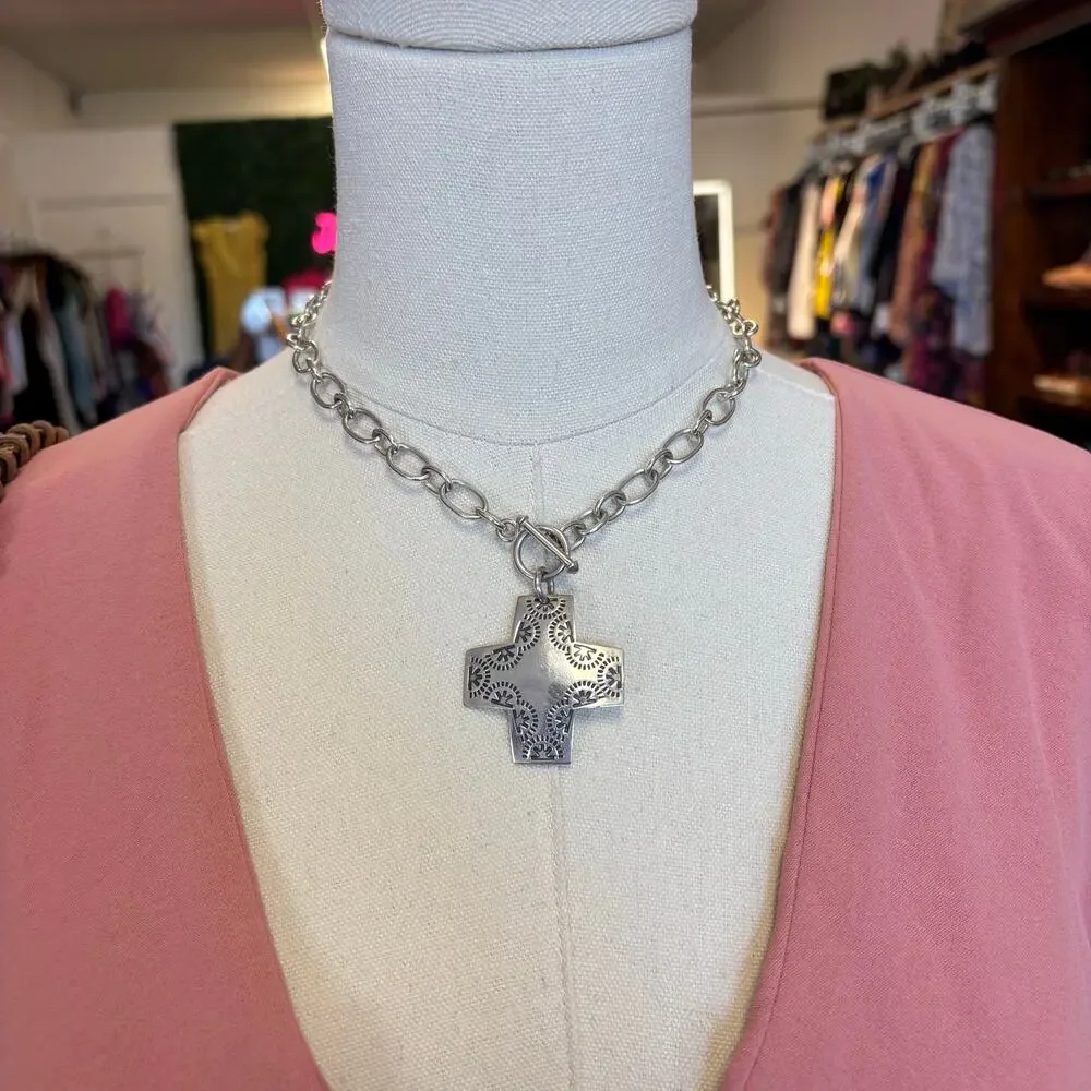 SILPADA 925 Sterling Silver Cross Necklace Toggle Closure Chunky Chain - Picture 2 of 9